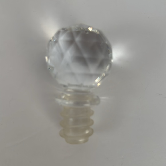 Lot of 6 Bottle Stoppers & Pourers Olivia Riegel Pineapple and Mud Pie Chef - Picture 4 of 6